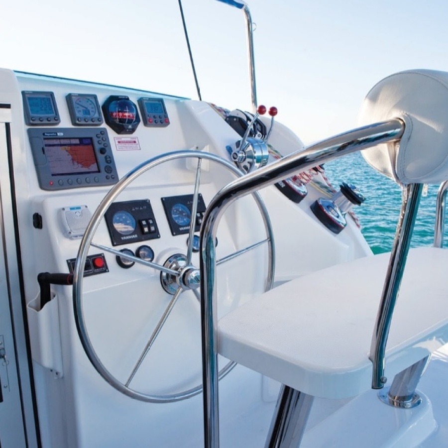 Catamaran - Thumb 6